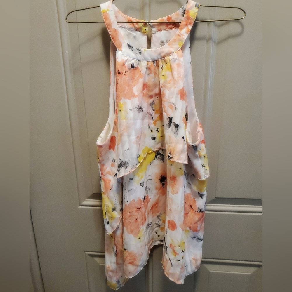 Floral Sleeveless Blouse